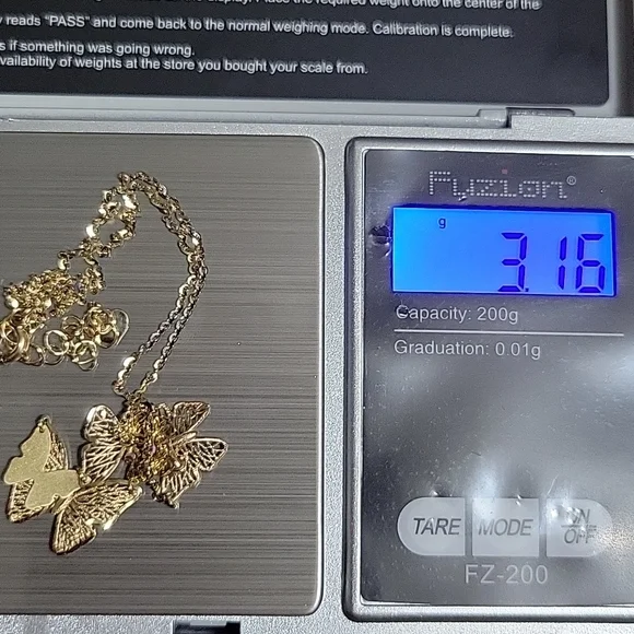 Japan Gold 18K Butterfly Necklace - Picture 10 of 10